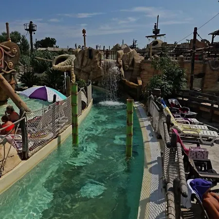 Mobil Les Sables D'or Camping *